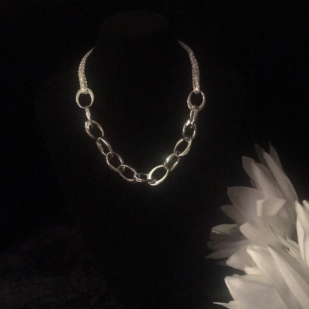 9 Silver Necklace W Multi-Chain 2 Adjl Clasp 22$